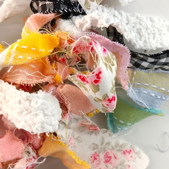 Handmade Shabby Chic Farmhouse Yearly Kitchen Spring Home Decor Garland Carrots - Picture 5 of 7